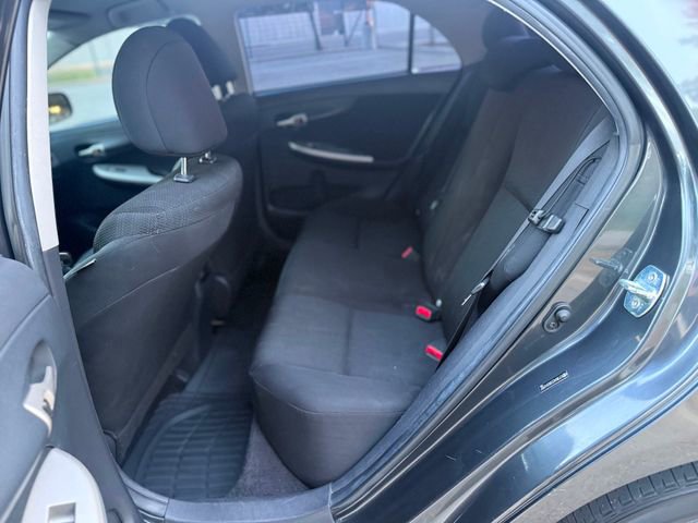 Used 2011 Toyota Corolla S image 36