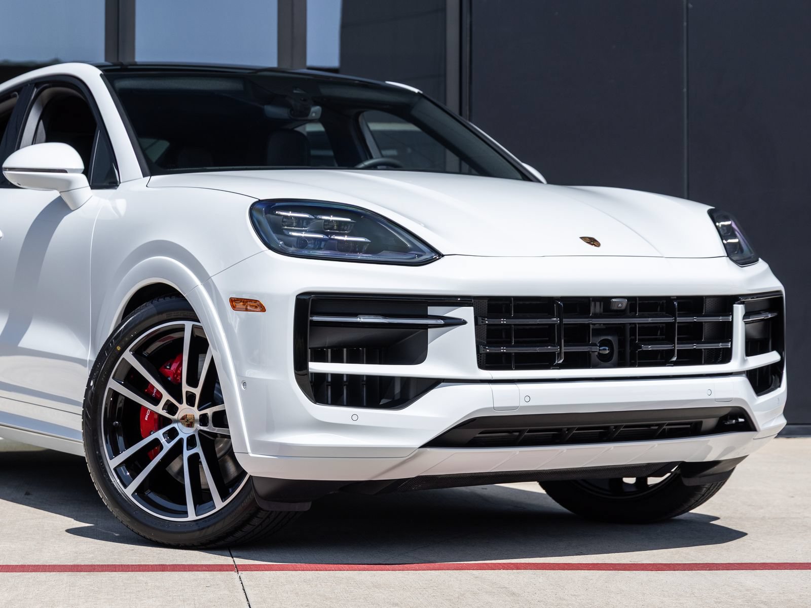 Certified 2026 Porsche Cayenne S AWD/4WD image 9