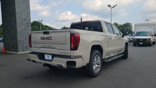 New 2026 GMC Sierra 1500 Denali w/ Technology Package AWD/4WD image 7