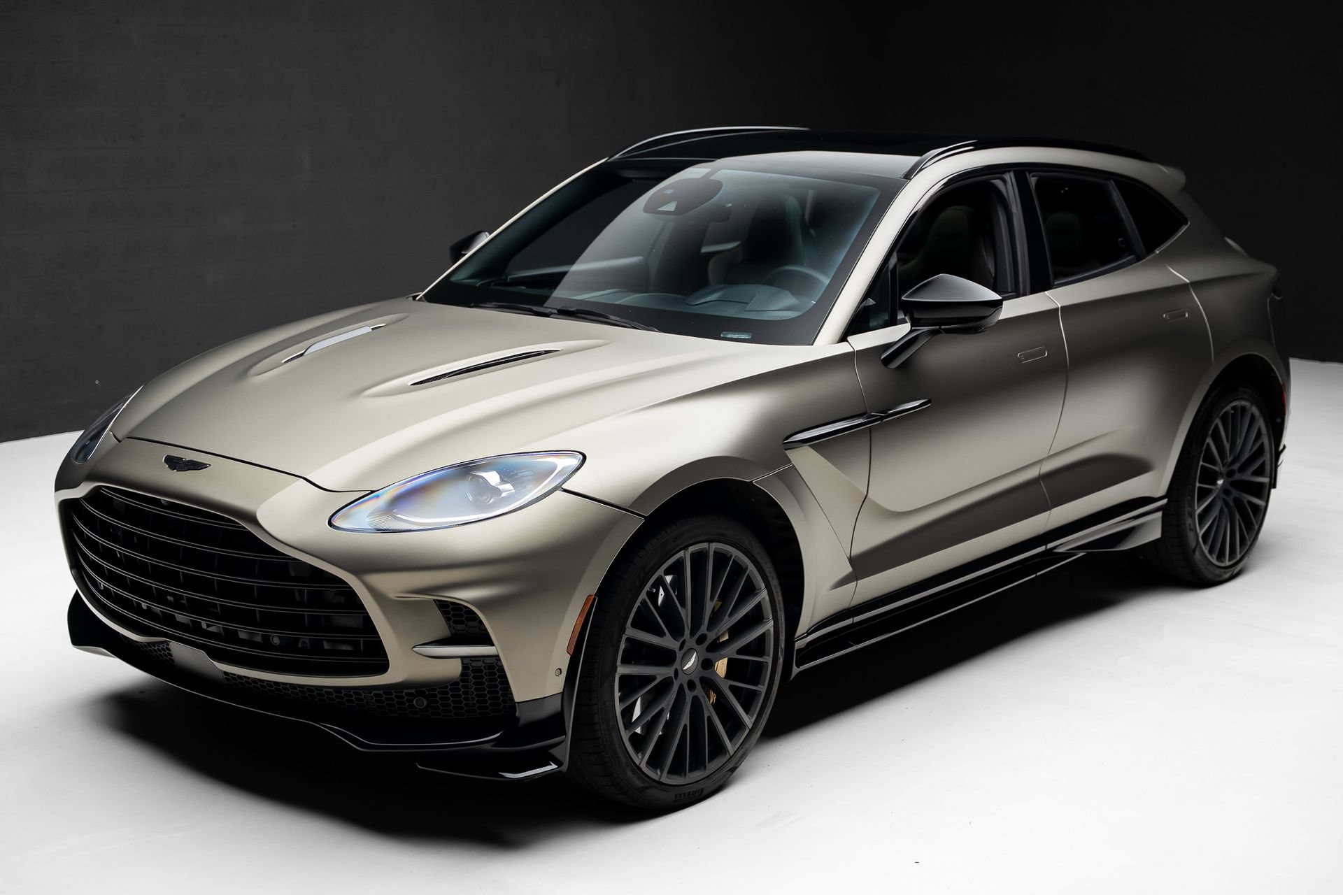 Used 2023 Aston Martin DBX 707 AWD/4WD image 5