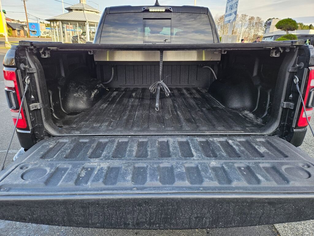 Used 2022 RAM 1500 Limited image 12