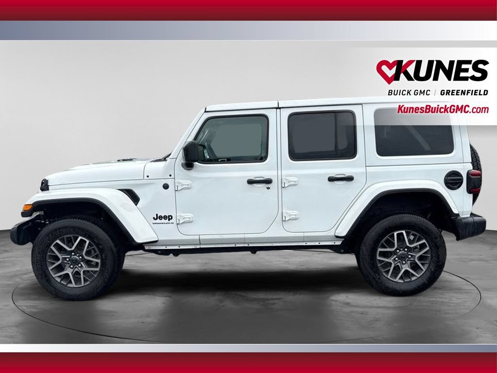 Used 2025 Jeep Wrangler Unlimited Sahara AWD/4WD image 13