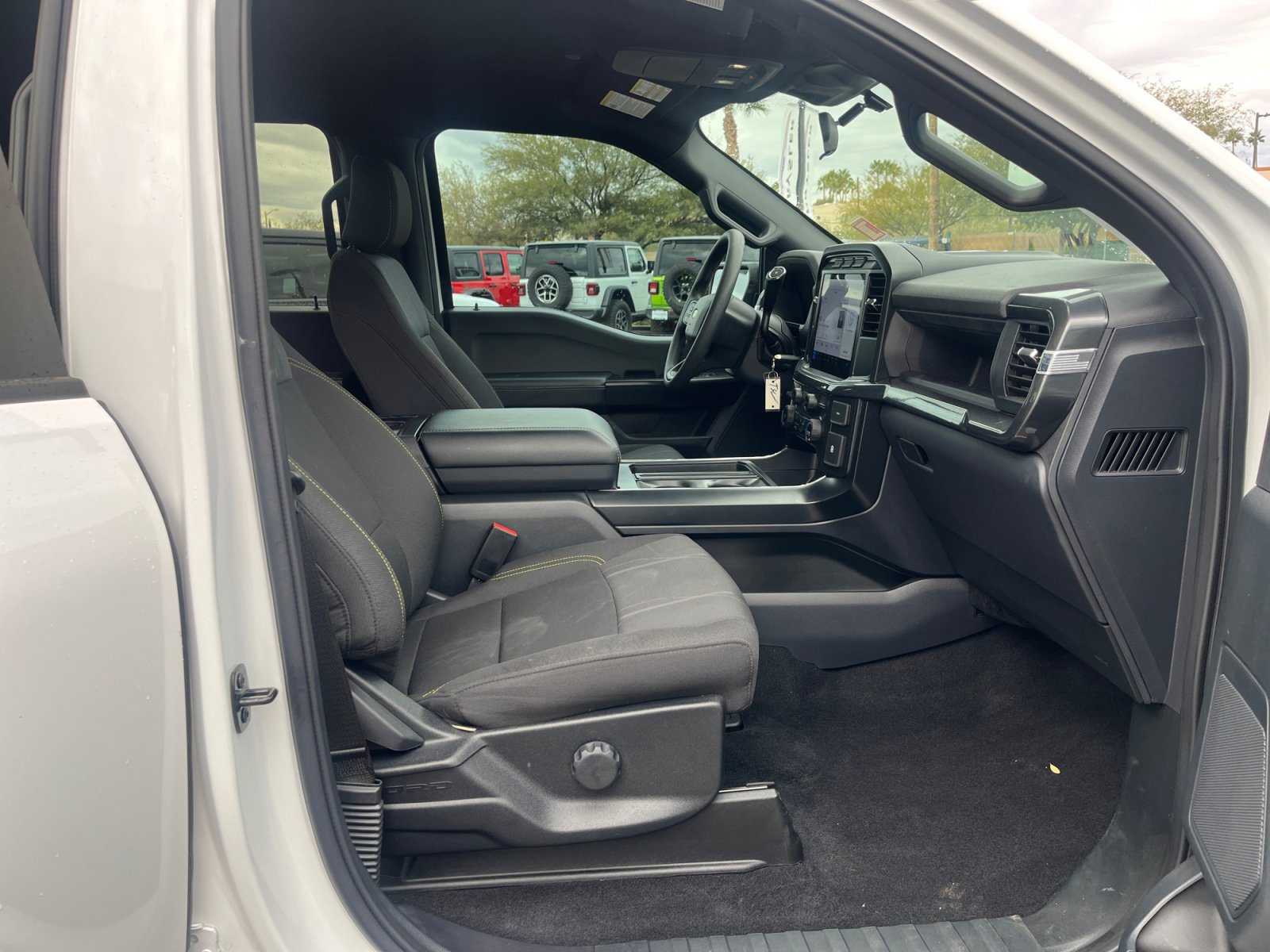 Used 2024 Ford F150 STX image 19