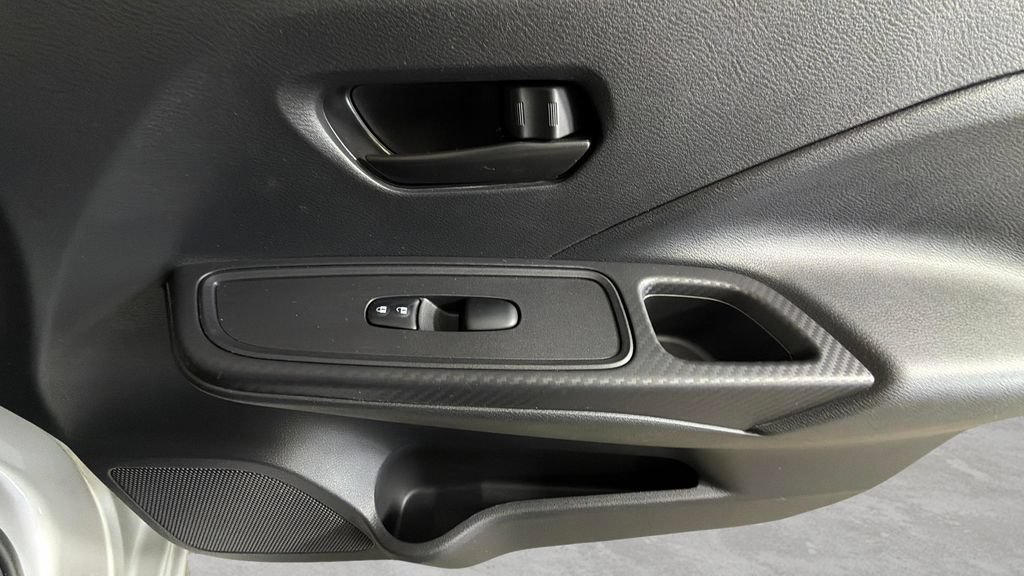 Used 2024 Nissan Versa S w/ S Plus Package FWD image 27