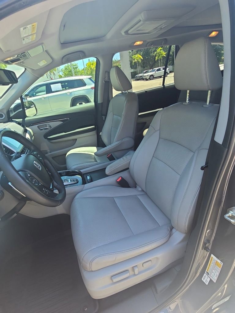 Used 2018 Honda Pilot Elite image 14