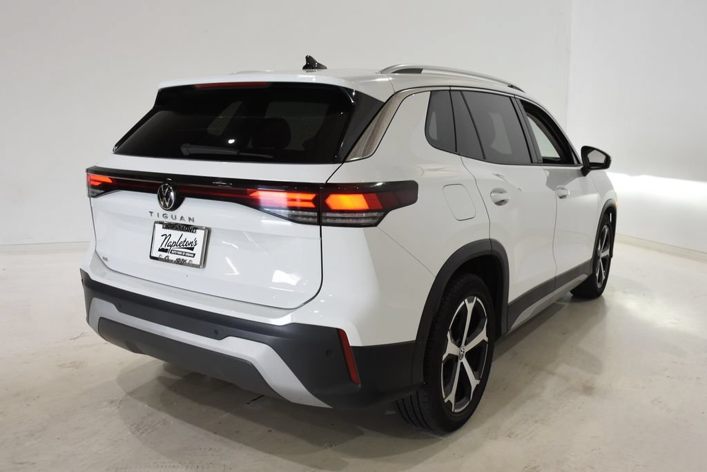 Used 2026 Volkswagen Tiguan SE FWD image 4