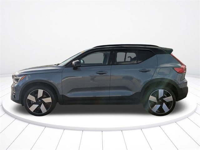 Used 2023 Volvo XC40 Recharge Ultimate image 14