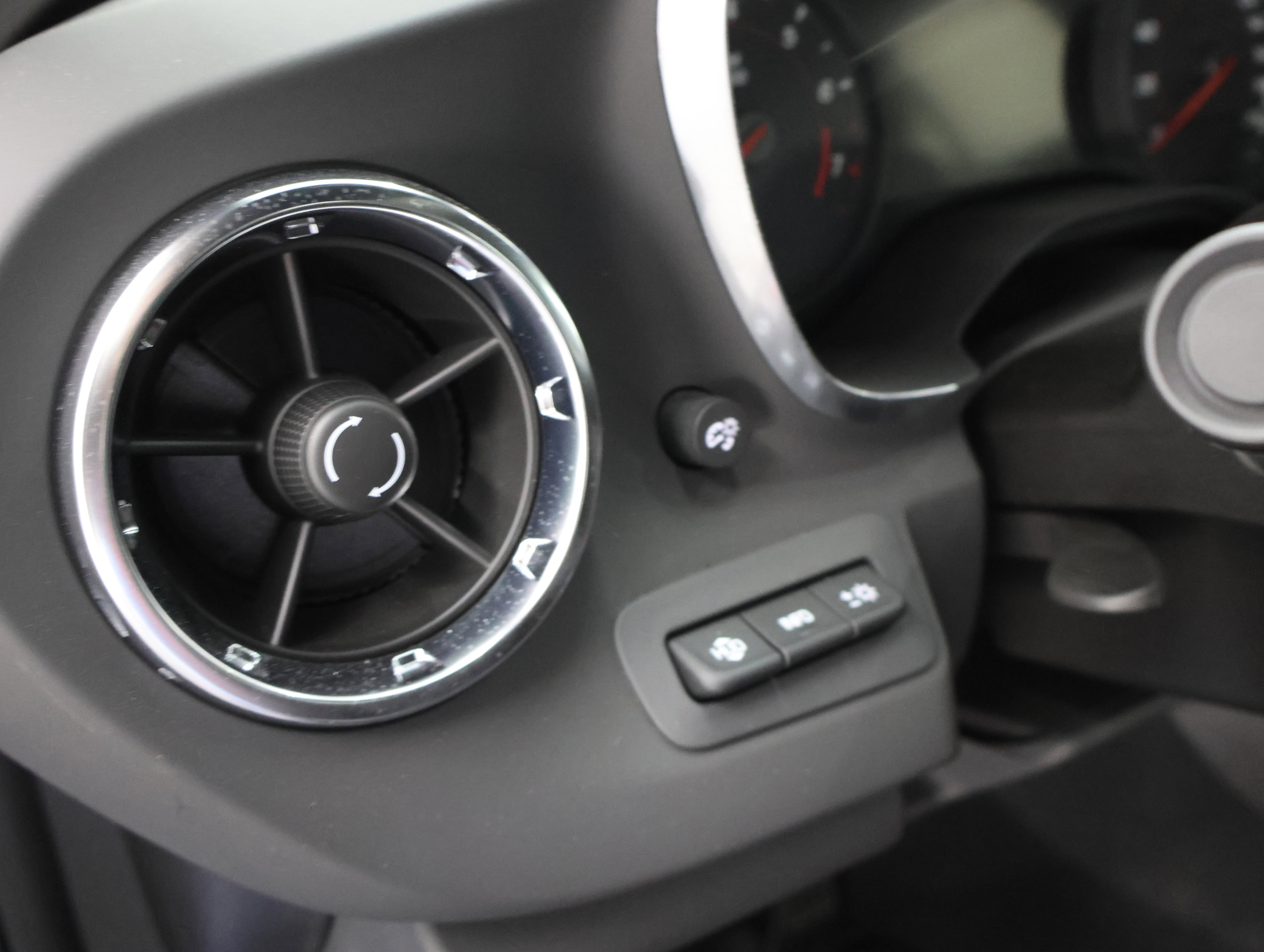 Used 2023 Chevrolet Camaro ZL1 RWD image 37