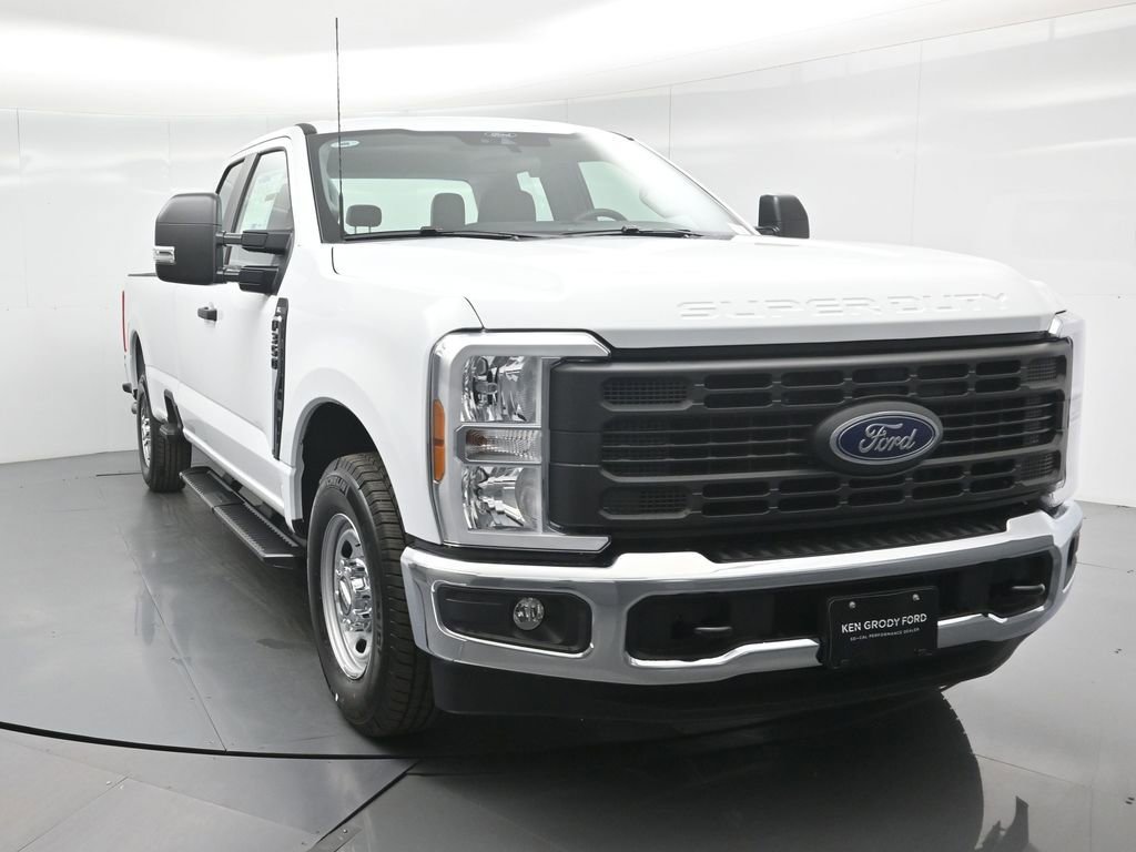 New 2026 Ford F350 XL w/ XL Chrome Package image 24