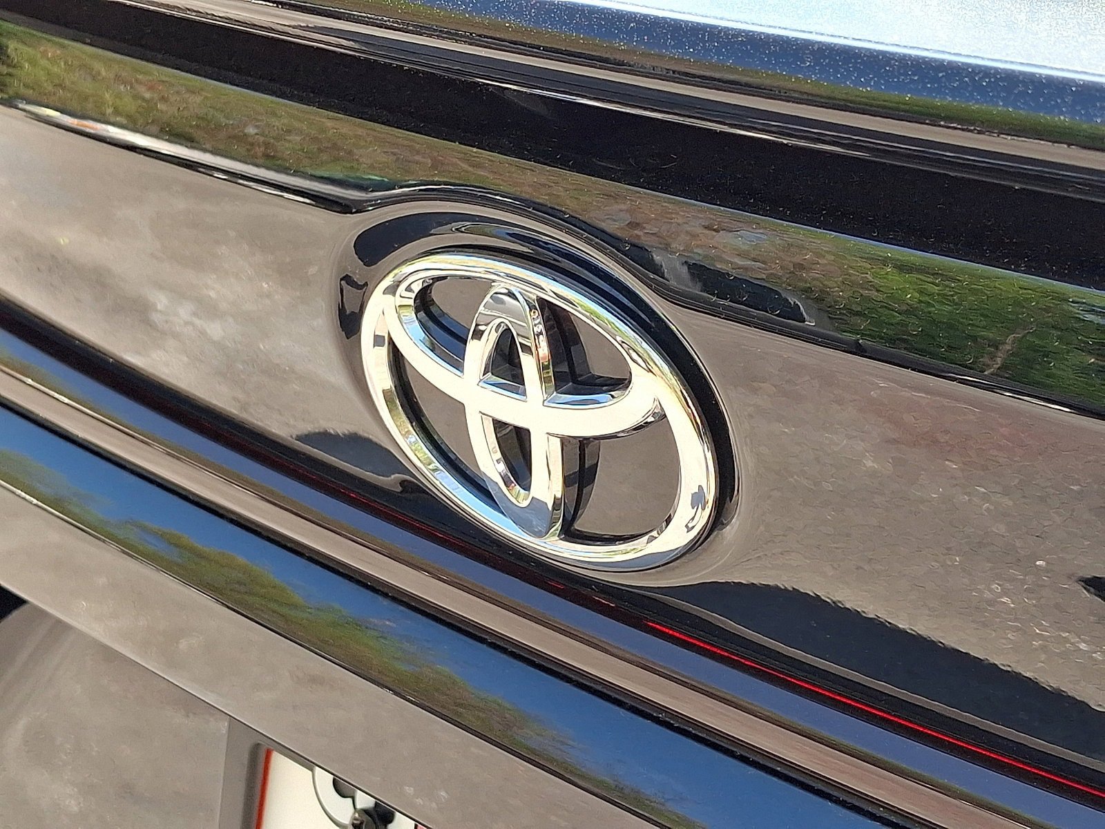 Certified 2025 Toyota Corolla FX w/ Convenience Package FWD image 31