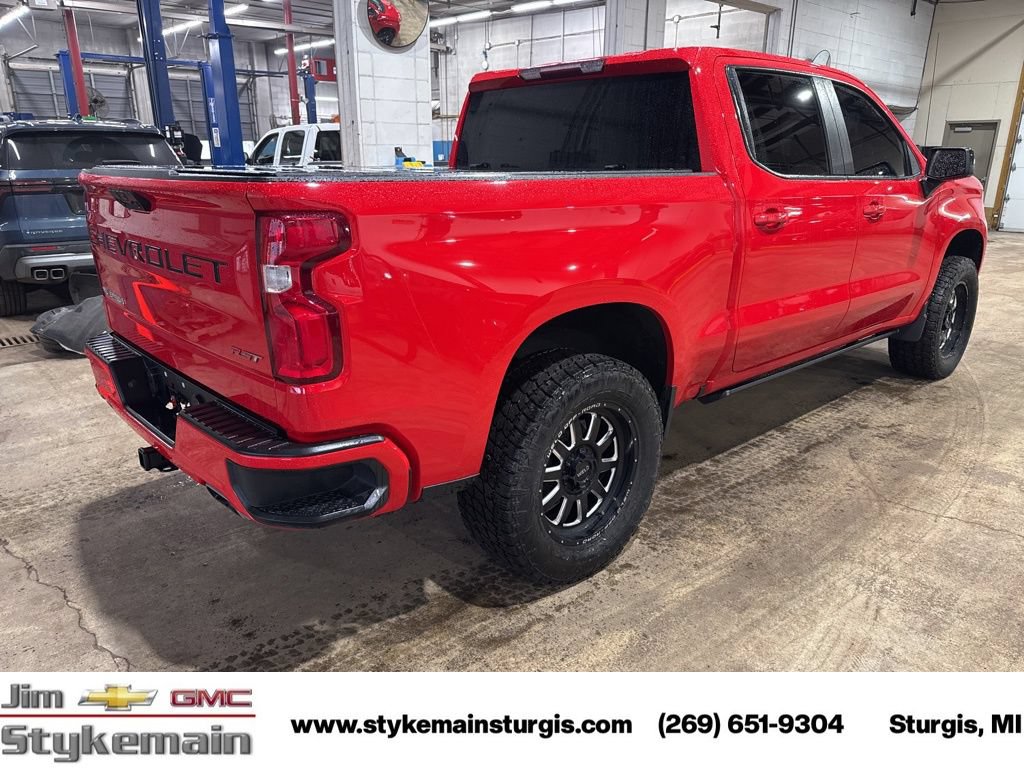 Used 2022 Chevrolet Silverado 1500 RST AWD/4WD image 11