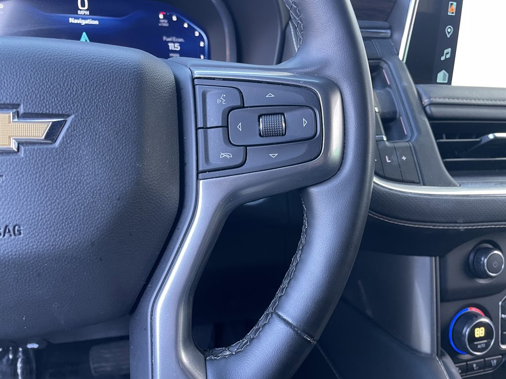 Used 2023 Chevrolet Suburban Premier image 29
