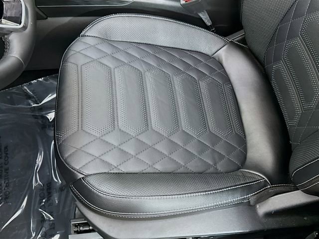 Used 2024 Ford Escape SE w/ PHEV Premium Package image 20