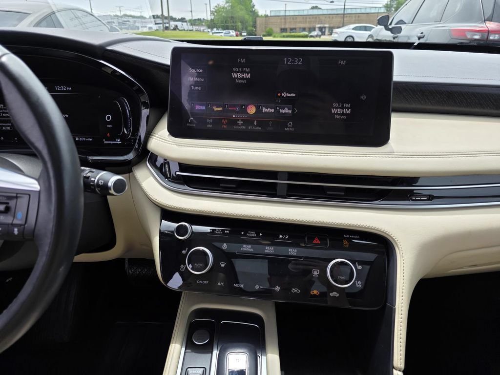 Used 2023 INFINITI QX60 Sensory w/ Vision Package AWD/4WD image 27