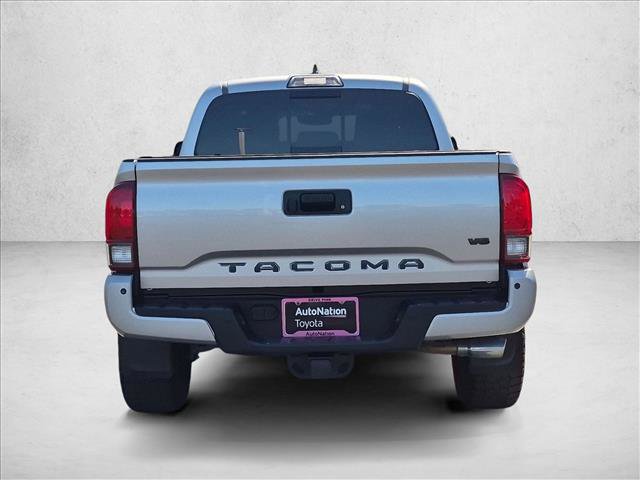Used 2019 Toyota Tacoma TRD Sport w/ Technology Package RWD image 7