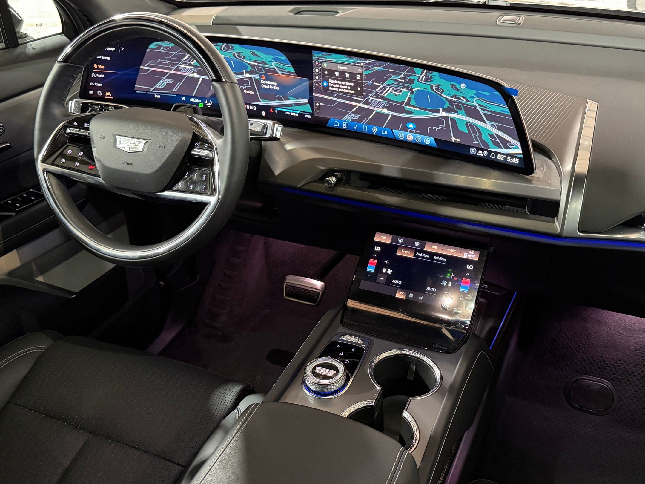 New 2026 Cadillac Vistiq Luxury AWD/4WD image 4