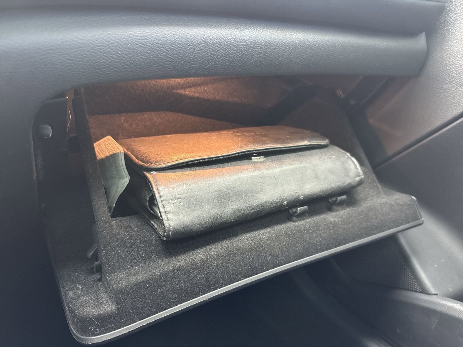 Used 2018 INFINITI QX30 Premium w/ Cargo Package image 26