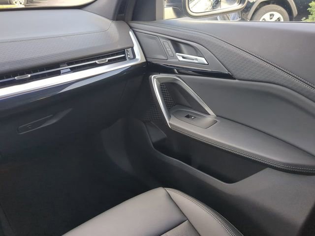 Used 2025 BMW X2 xDrive28i image 20