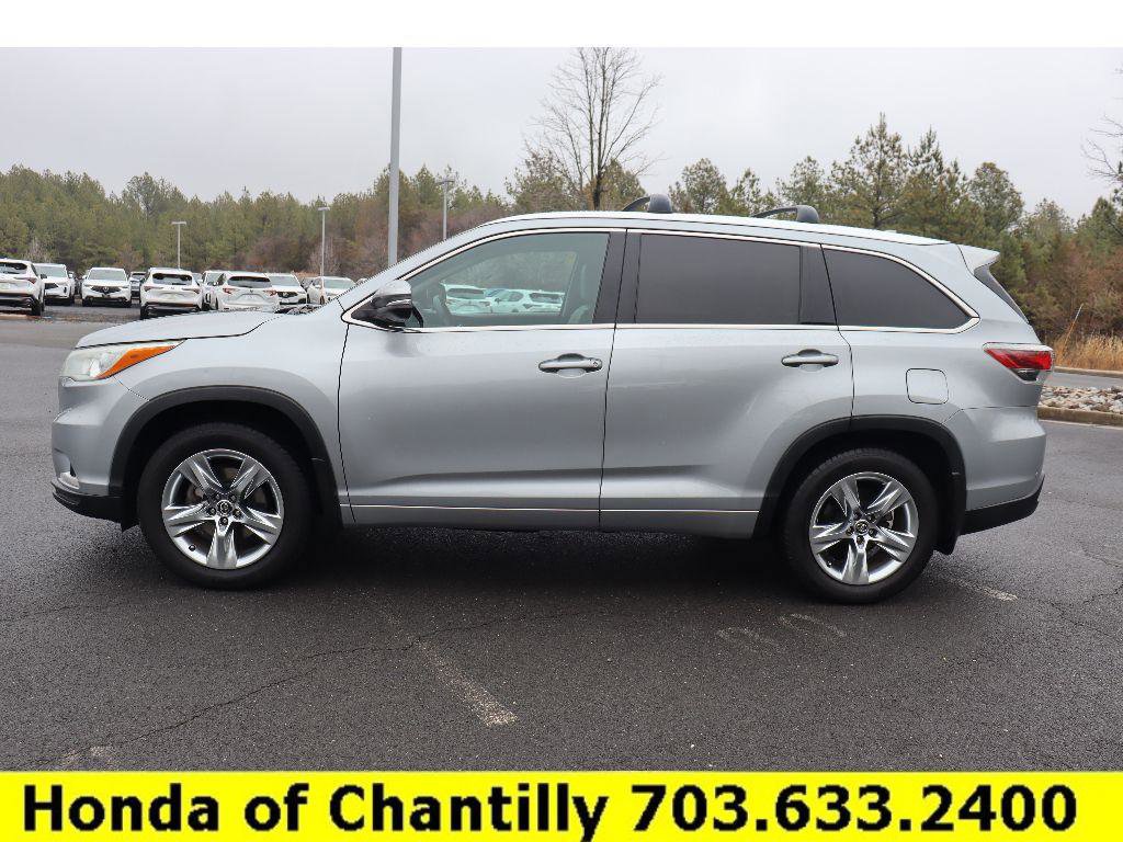 Used 2016 Toyota Highlander Limited image 4