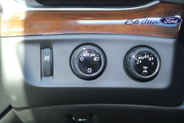 Used 2019 Cadillac Escalade Premium Luxury AWD/4WD image 23