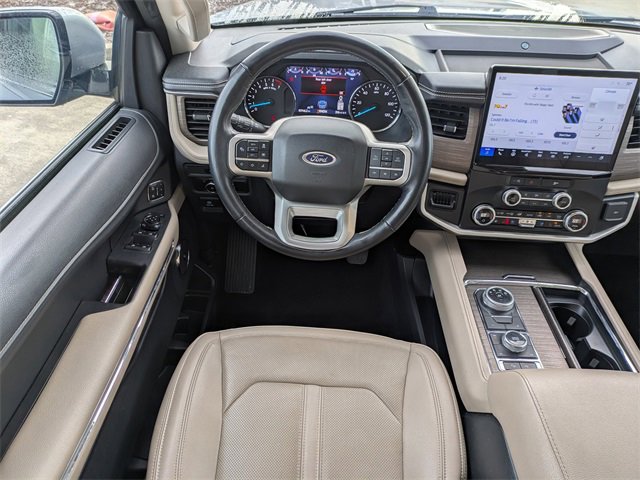 Used 2024 Ford Expedition Max Limited image 19