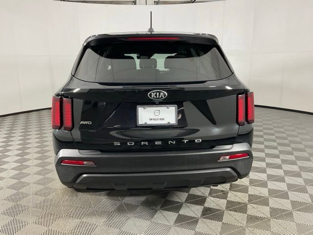Used 2021 Kia Sorento LX image 5