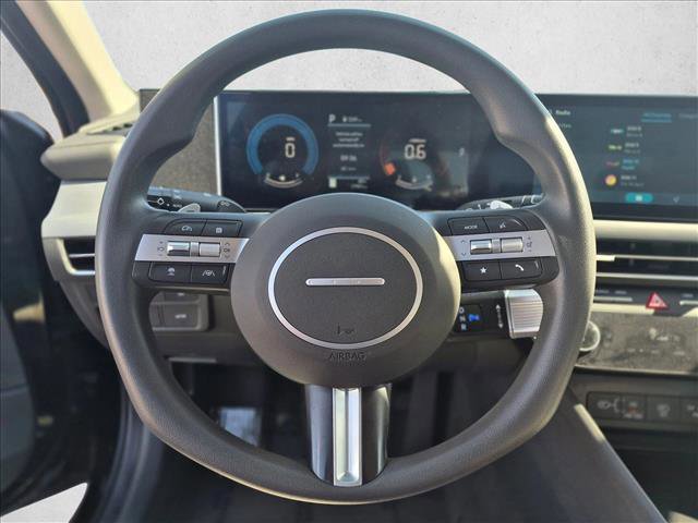 Used 2025 Hyundai Sonata SEL FWD image 12