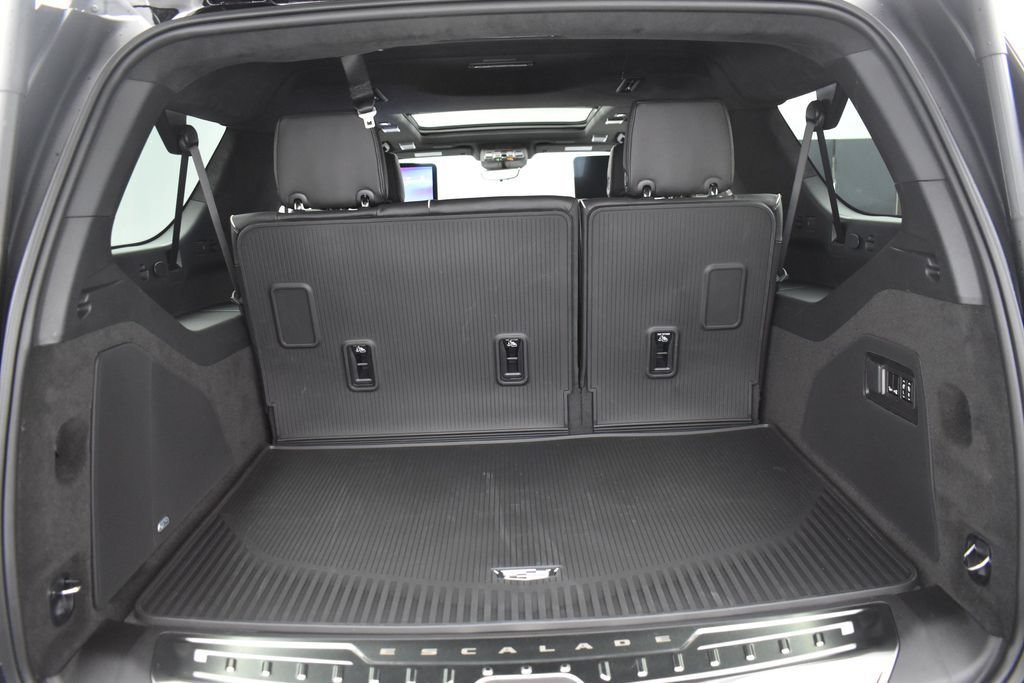 New 2026 Cadillac Escalade ESV Platinum Sport w/ LPO, ONYX Package AWD/4WD image 33