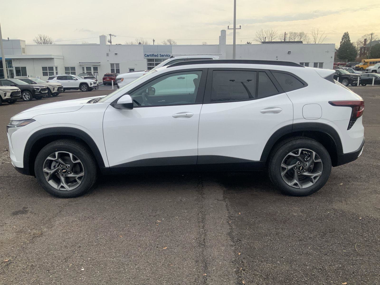 New 2026 Chevrolet Trax LT w/ Driver Confidence Package image 4