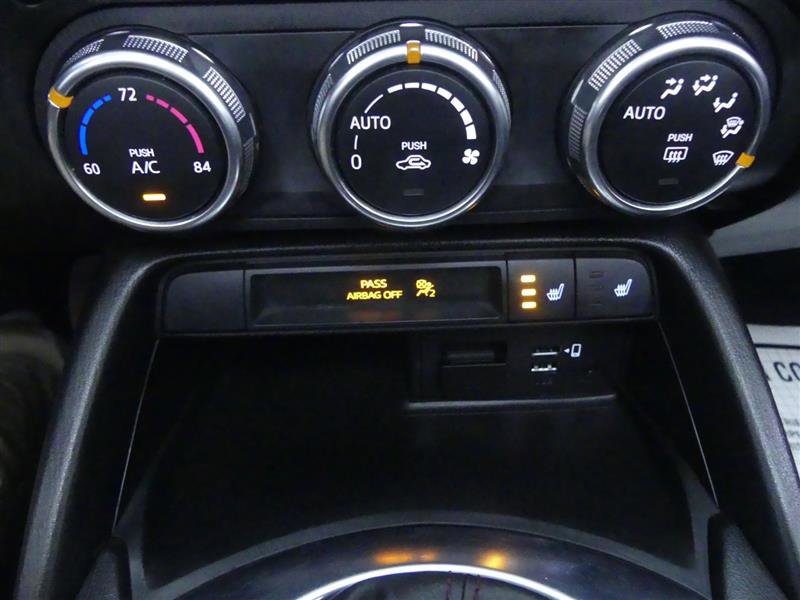 Used 2016 MAZDA MX-5 Miata Grand Touring image 14