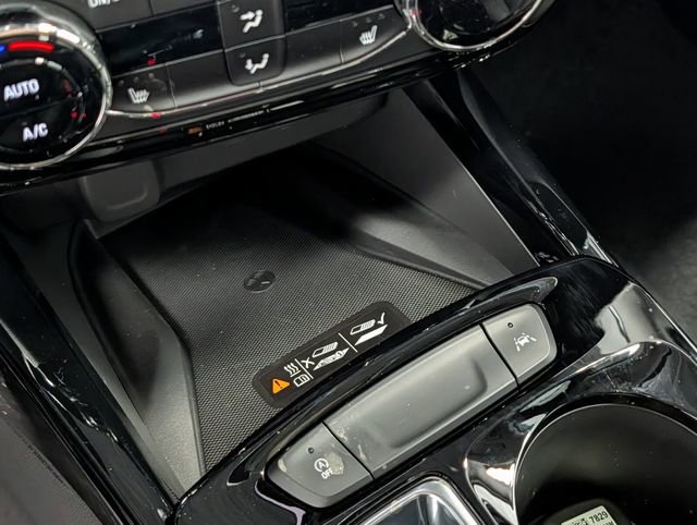 New 2026 Chevrolet Trax ACTIV w/ Sunroof Package image 25