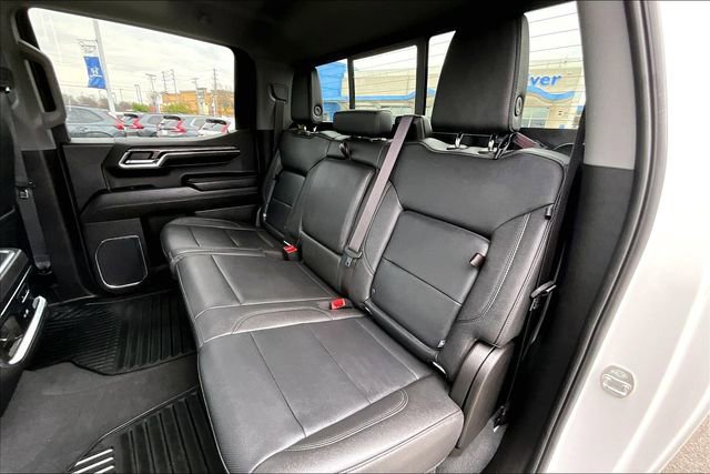 Used 2024 Chevrolet Silverado 1500 LTZ w/ Technology Package AWD/4WD image 19