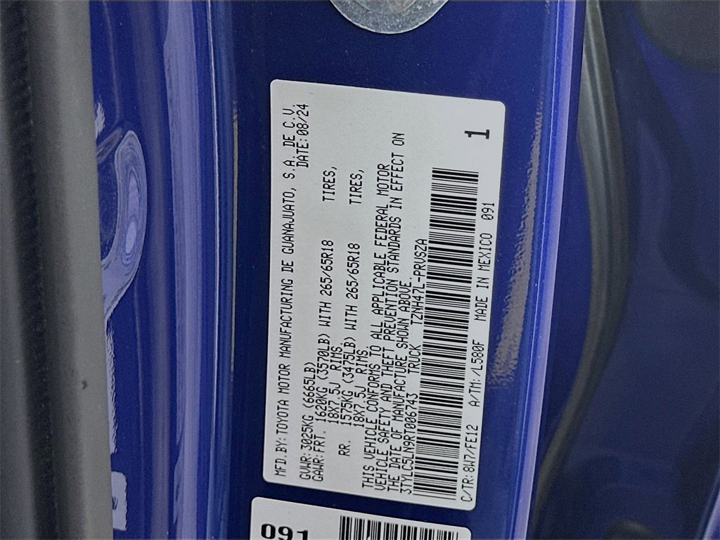 Used 2024 Toyota Tacoma TRD Sport image 28