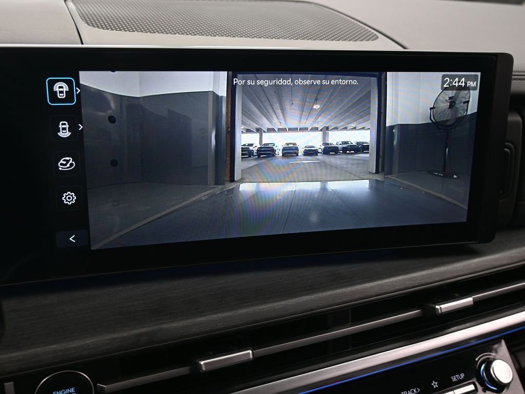 Used 2024 Hyundai Santa Fe Limited image 35