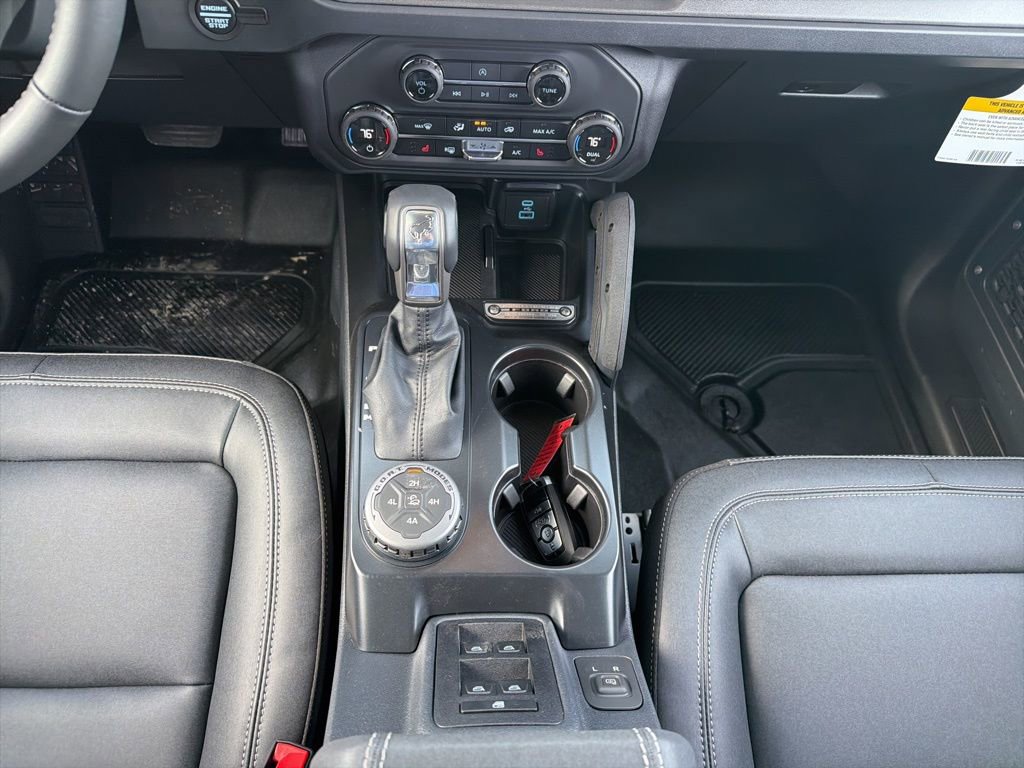 New 2025 Ford Bronco Big Bend w/ Black Diamond Package image 16