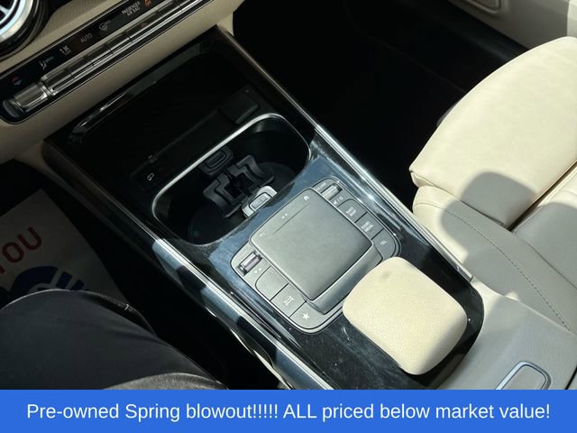 Used 2021 Mercedes-Benz GLB 250 4MATIC w/ Premium Package image 27