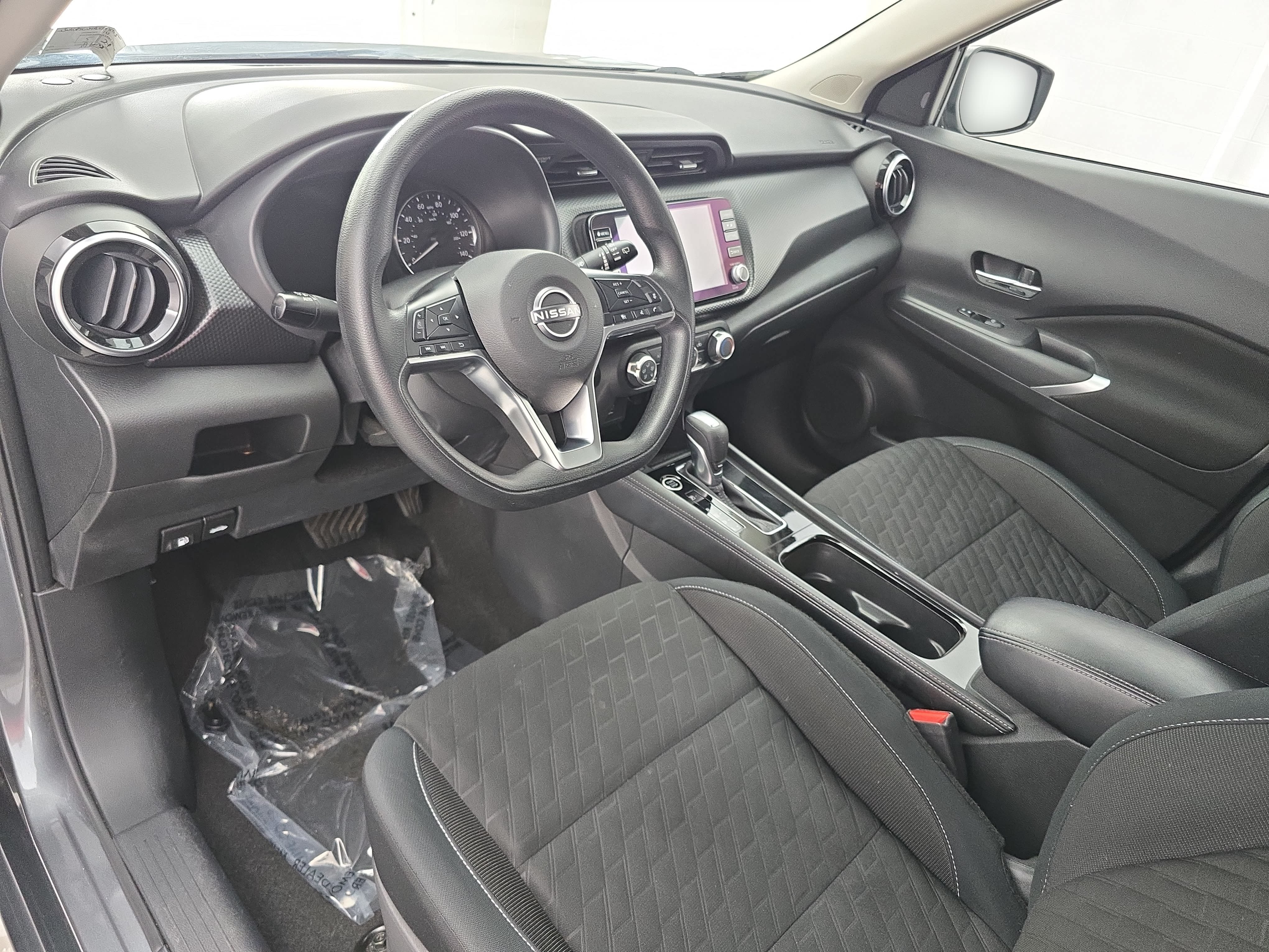 Certified 2023 Nissan Kicks SV FWD image 15