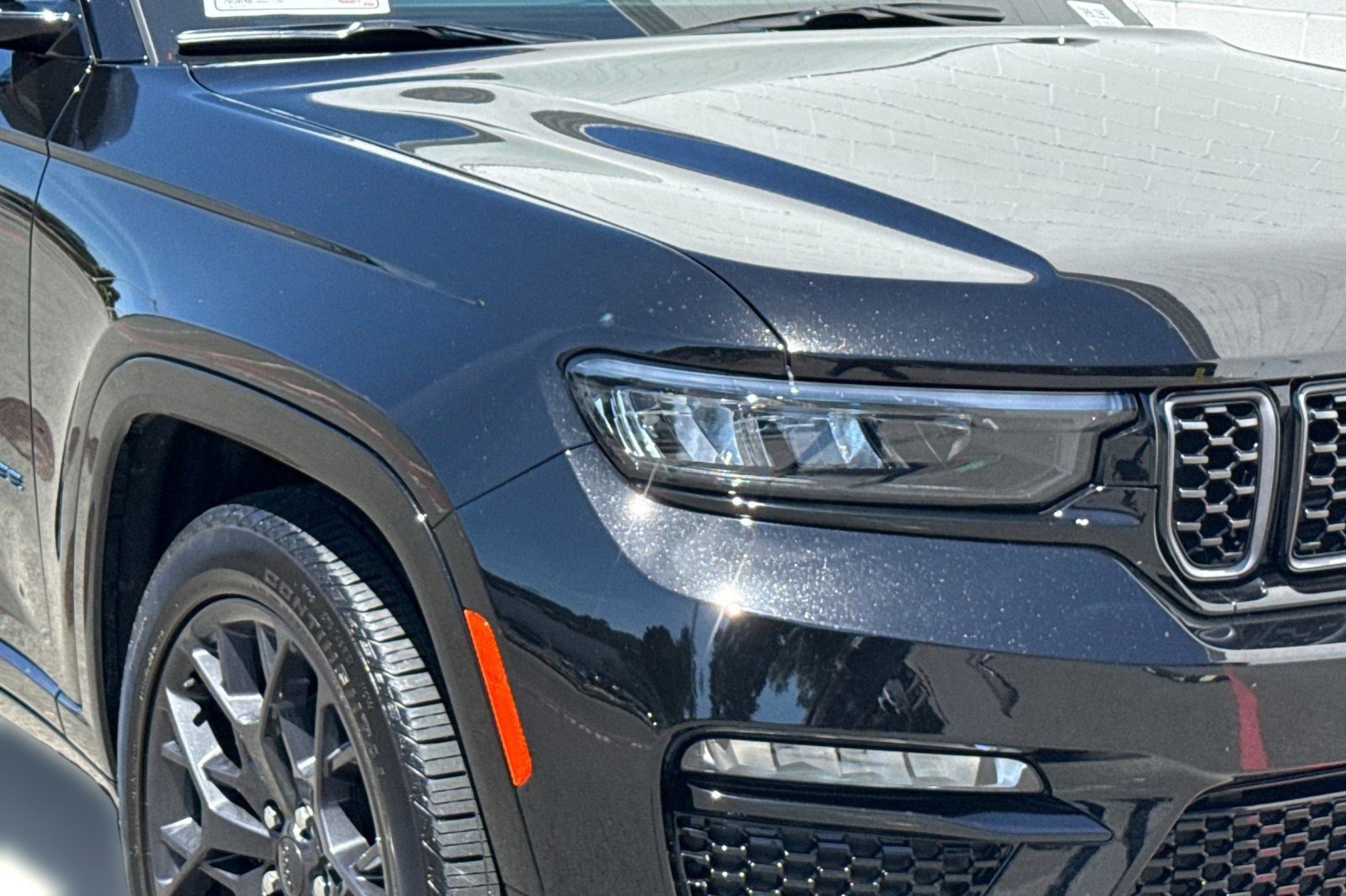 Used 2024 Jeep Grand Cherokee Summit w/ High Altitude Package AWD/4WD image 10