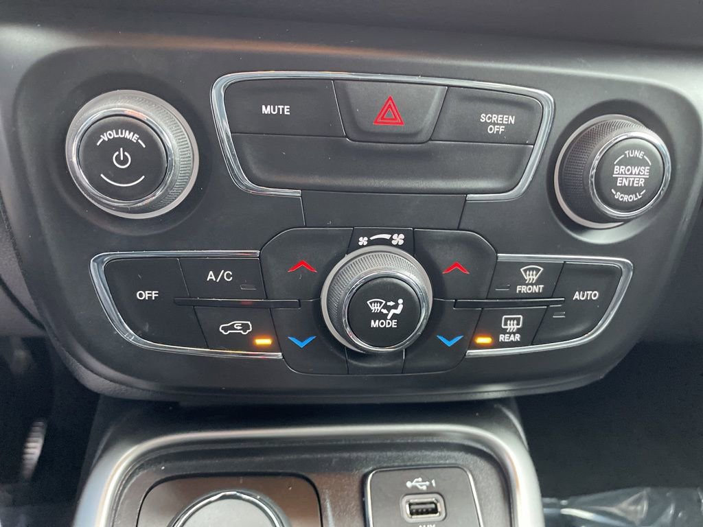 Used 2021 Jeep Compass Latitude w/ Convenience Group image 18