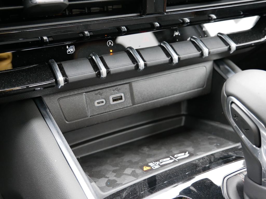 New 2026 GMC Canyon AT4 w/ Technology Plus Package image 15