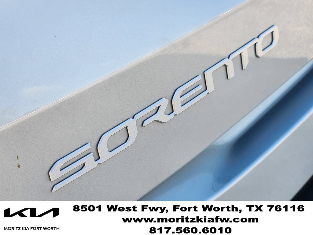 Certified 2026 Kia Sorento LX FWD image 11