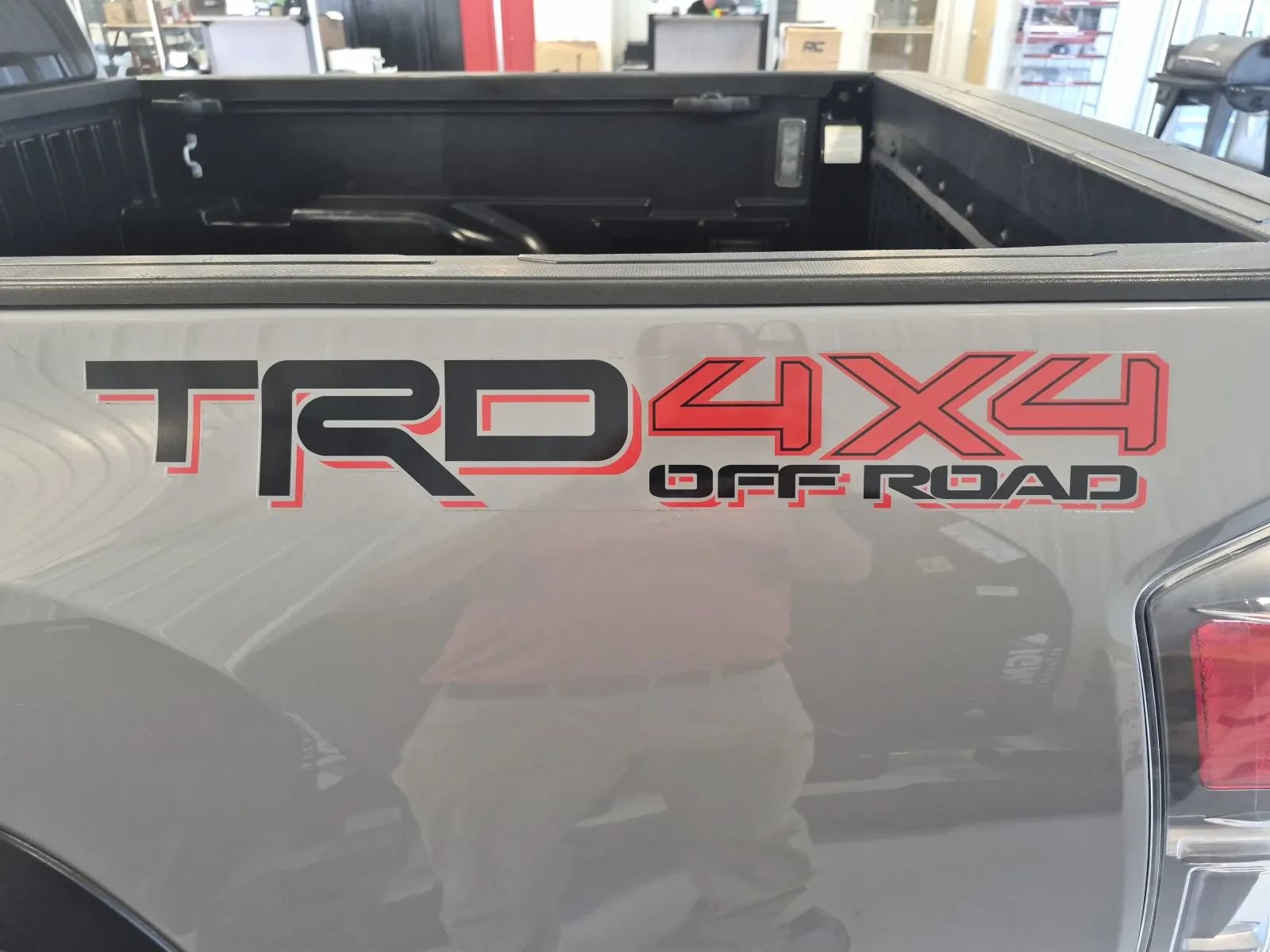 Used 2021 Toyota Tacoma TRD Off-Road w/ TRD Premium Off Road Package AWD/4WD image 43