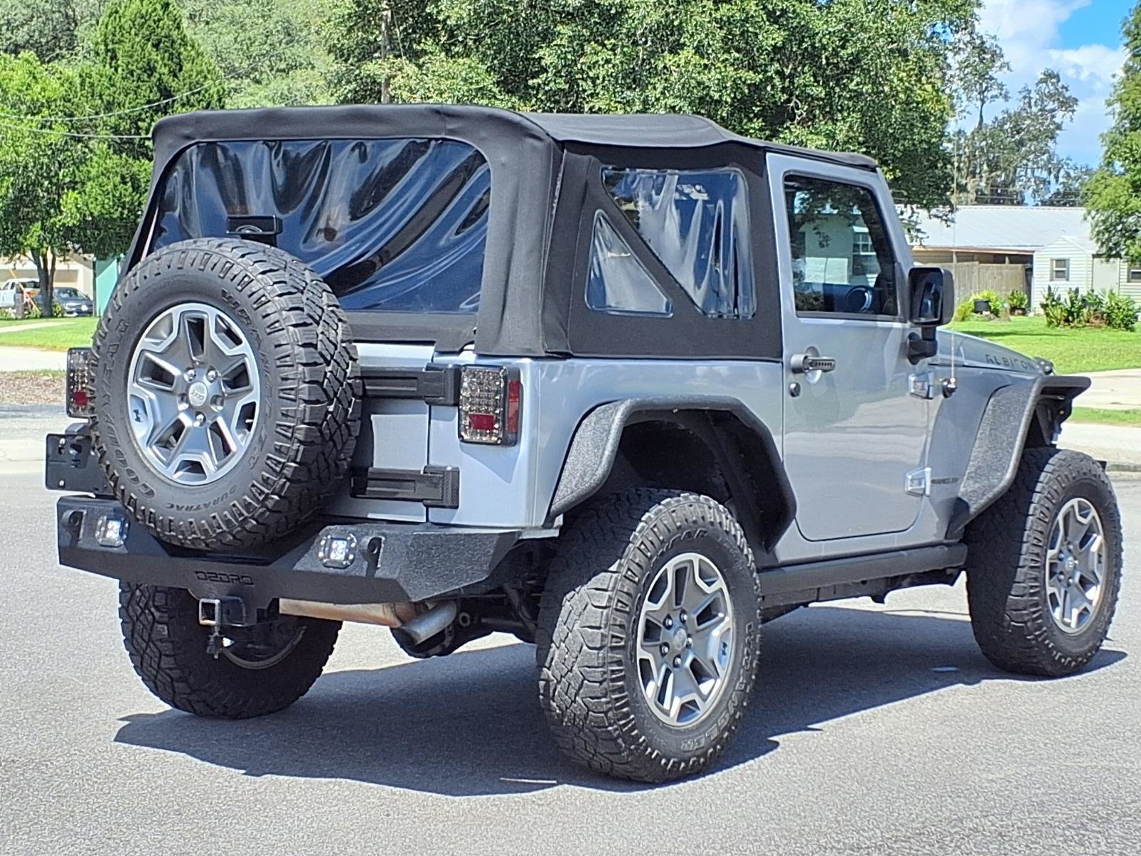 Used 2013 Jeep Wrangler Rubicon w/ PWR Convenience Group AWD/4WD image 4