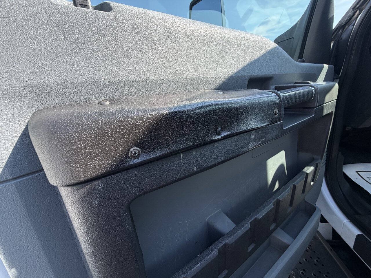 Used 2022 Ford F650 2WD Regular Cab Super Duty image 49