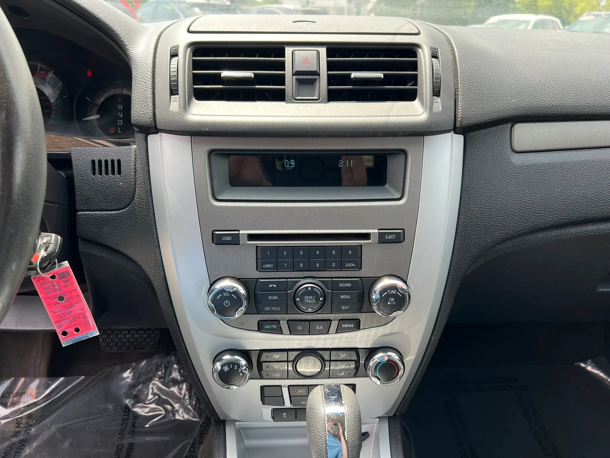 Used 2010 Mercury Milan FWD image 13