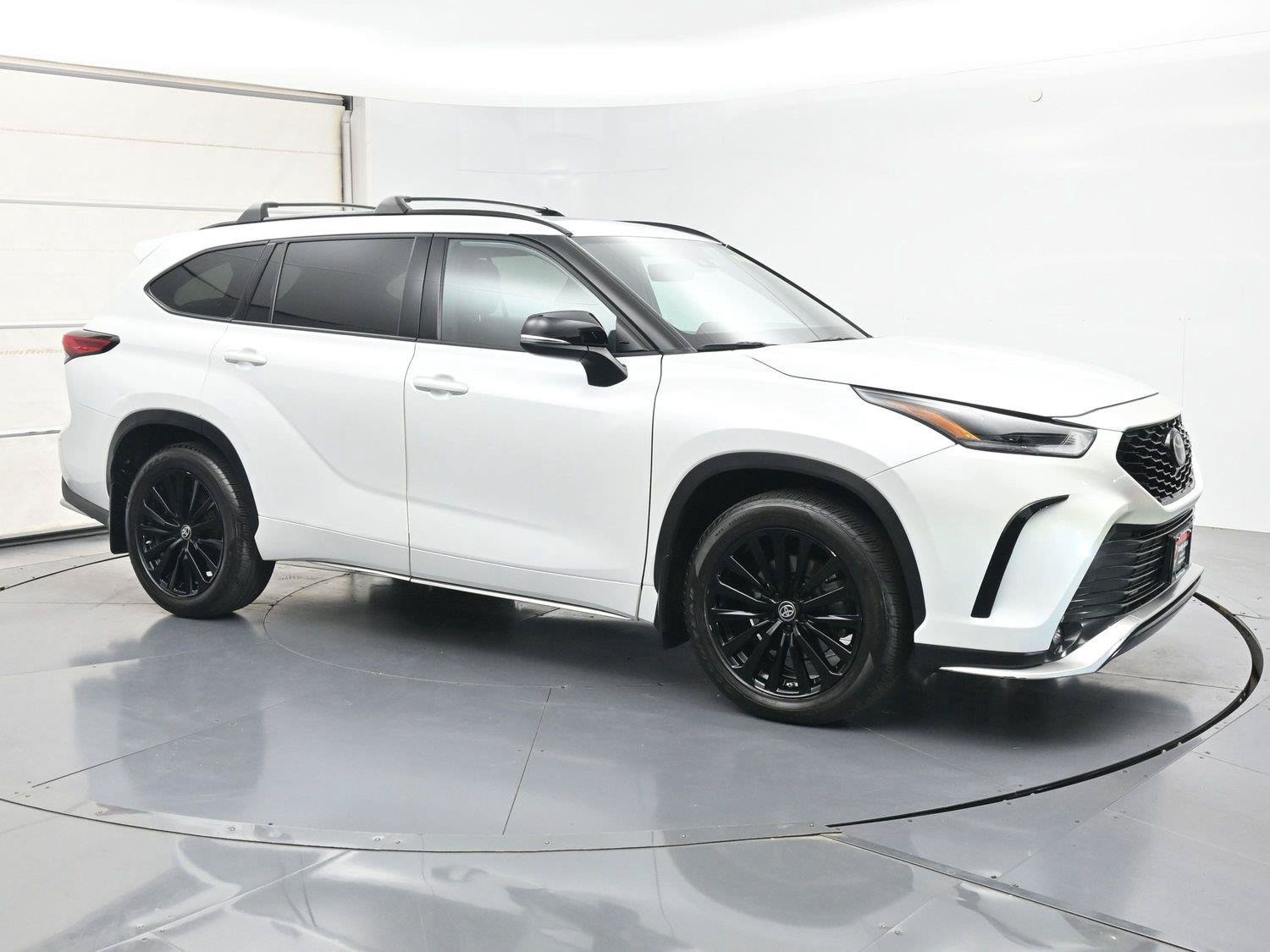 Used 2023 Toyota Highlander XSE AWD/4WD image 31