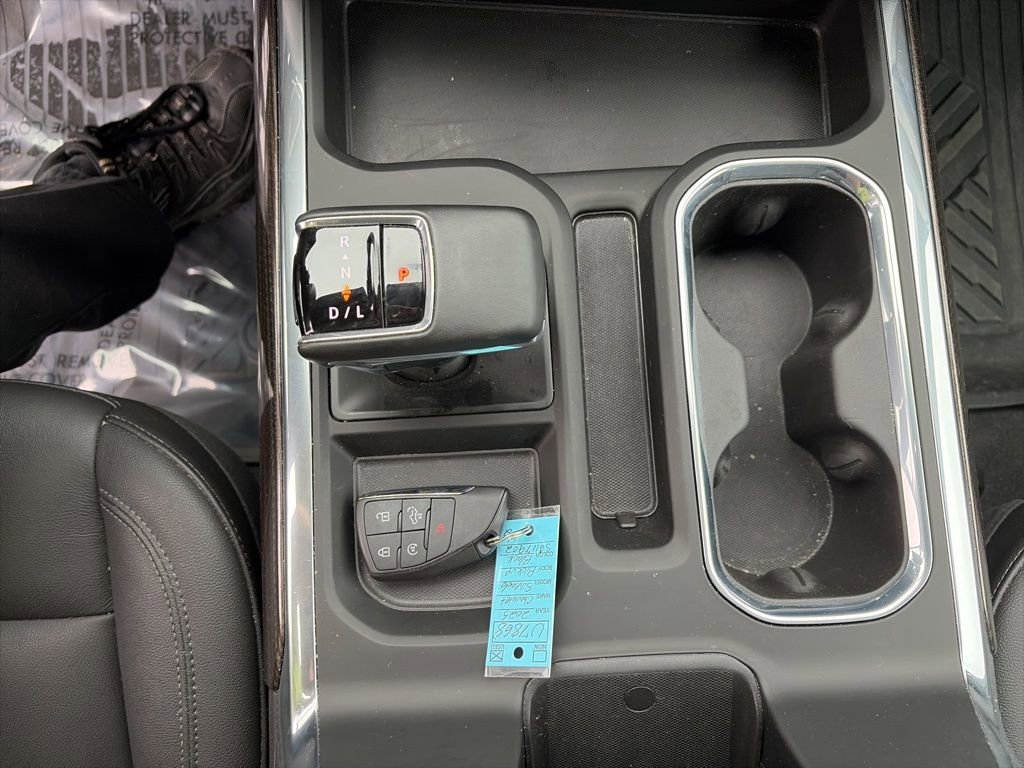 Used 2025 Chevrolet Silverado 1500 LT Trail Boss w/ Convenience Package II AWD/4WD image 24