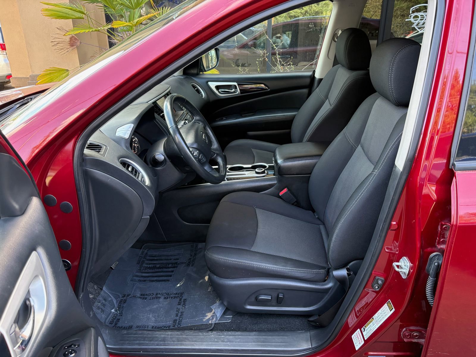 Used 2018 Nissan Pathfinder SV AWD/4WD image 9