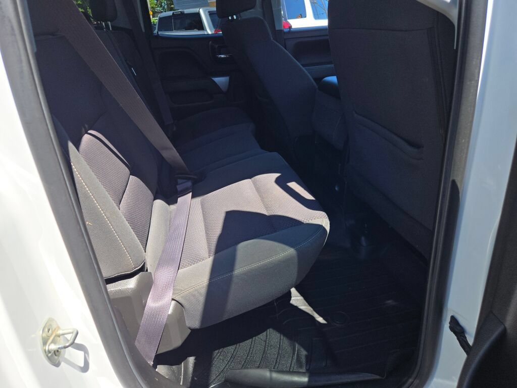 Used 2017 Chevrolet Silverado 2500 LT AWD/4WD image 17