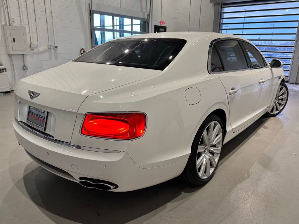 Used 2018 Bentley Flying Spur V8 image 4